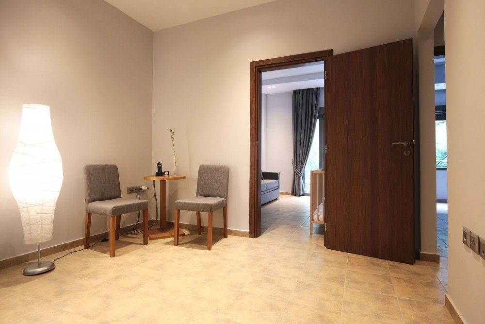 Meni Apartments Athens Exterior photo