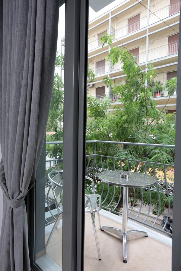 Meni Apartments Athens Exterior photo